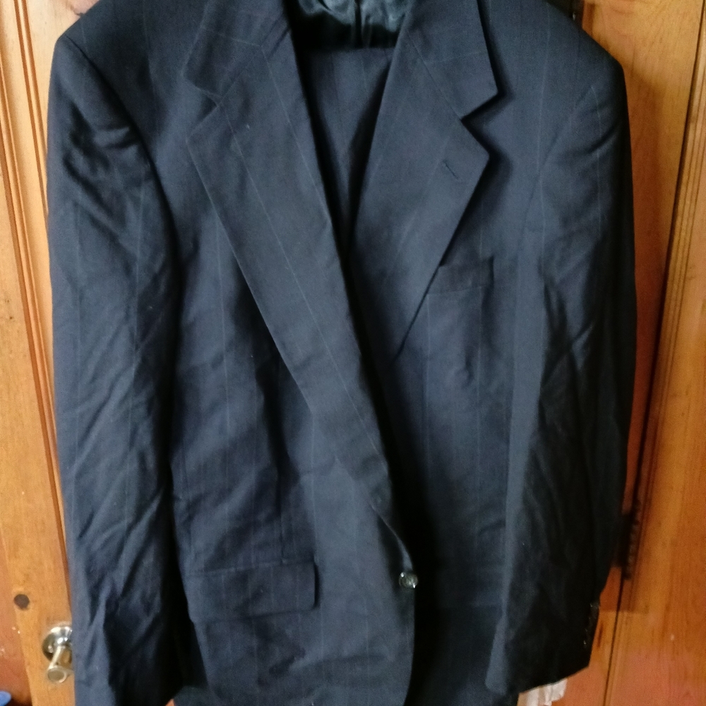 Evan Picone suit